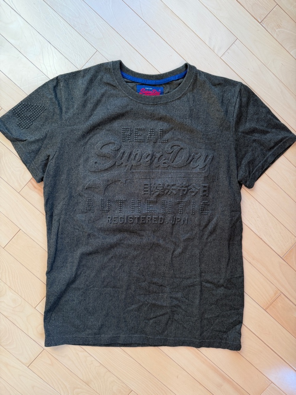 Superdry Vintage Logo Emboss short sleeve t-shirt greenish grey size small
